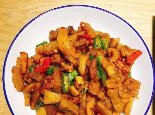 萝卜干肉末料理的多样化（品尝肉末萝卜干的美味）