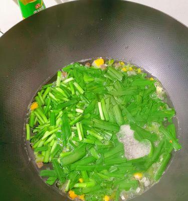 肉末韭黄玉米蛋花羹，营养又美味（健康美味的家常汤）