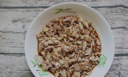 做土豆香菇肉末饼的详细步骤（用新鲜食材）