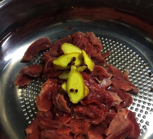 教你自制美味肉干小零食（以肉干为主的健康小食）
