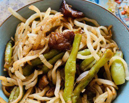 美味便捷的以肉浇面做法大全（自制美食肉食与面食的完美结合）