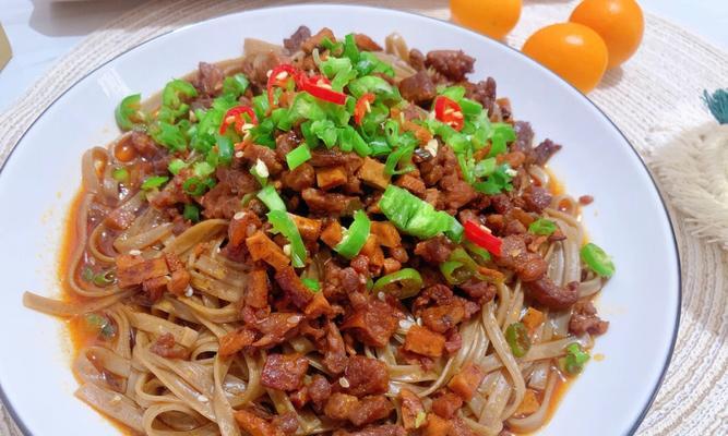 美味便捷的以肉浇面做法大全（自制美食肉食与面食的完美结合）