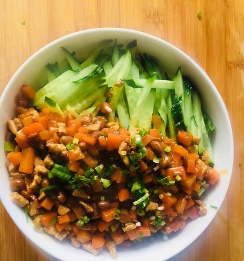 手把手教你做中式肉酱面（红烧肉与意面的完美搭配）