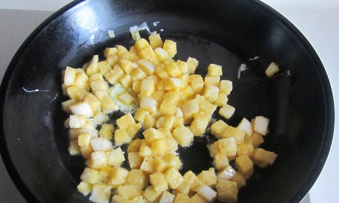 肉丁馒头的做法（肉馅的选择和制作方法）