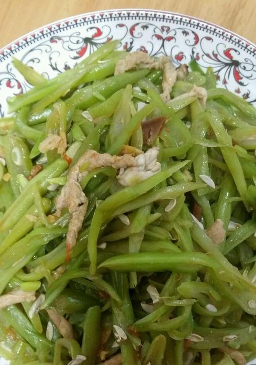 美味家常菜——肉炒芸豆（做法简单易学）