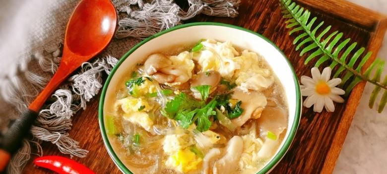 美食制作指南——肉饼鸡蛋汤泡饭（轻松掌握做法）