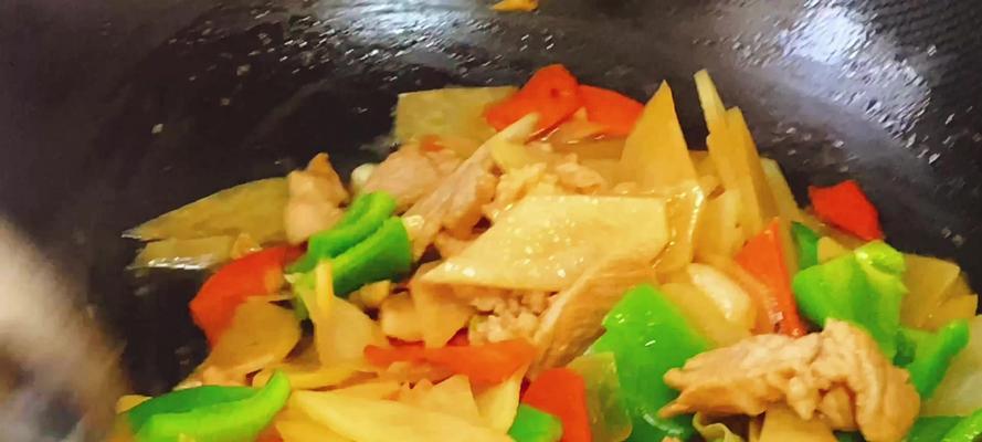 青椒土豆肉片的做法是什么？步骤详解如何做？