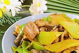 青椒双色片怎么做？有哪些步骤和技巧？