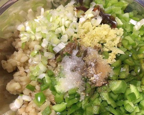 青椒肉馅包子怎么做？步骤详解和常见问题解答？