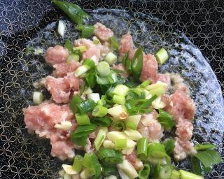 青椒肉末怎么做？有哪些简单易学的步骤？