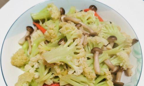 青椒培根炒蟹味菇怎么做？步骤和技巧有哪些？