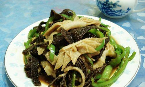 青椒牛肚怎么做？步骤和技巧有哪些？