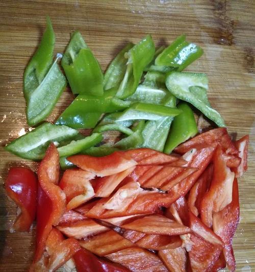 青椒鸡菇怎么做？详细步骤和常见问题解答？