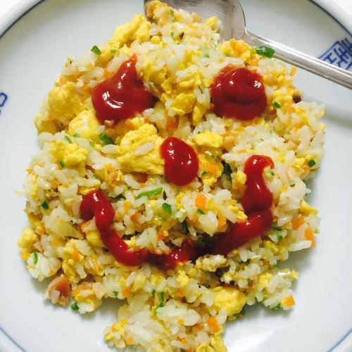 青椒鸡蛋炒饭怎么做？步骤详解和常见问题解答？