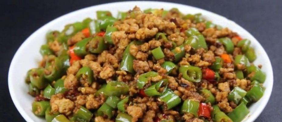 青椒肥肠拌面怎么做？步骤详细解答！