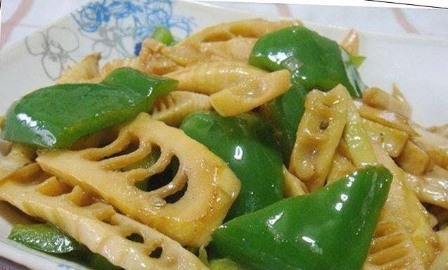 青椒冬笋丝的做法是什么？如何快速完成这道菜？