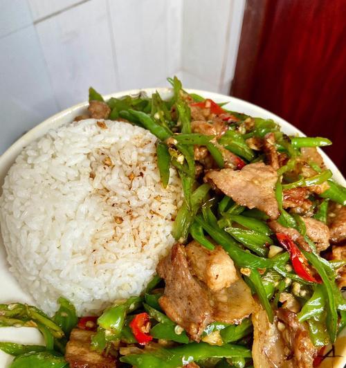 青椒炒肉末的做法是什么？如何做出美味的青椒炒肉末？