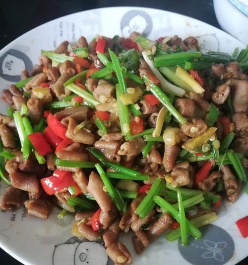 青椒炒鹅肠怎么做？步骤和技巧是什么？