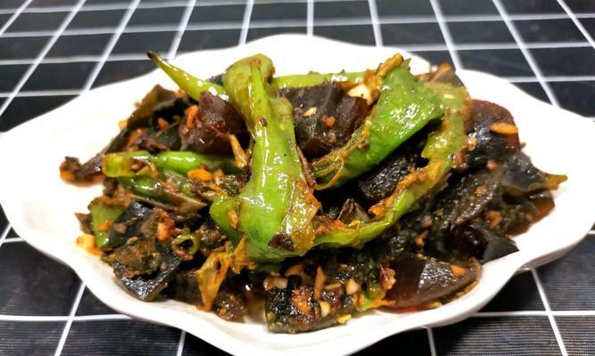 青椒炒豆鼓怎么做？步骤和技巧有哪些？
