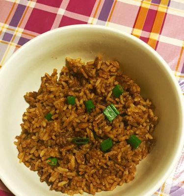 青江菜炒饭怎么做？步骤和技巧有哪些？