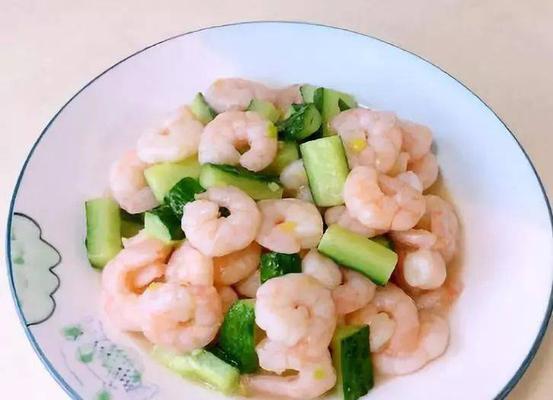 青瓜大虾怎么做？步骤和技巧有哪些？