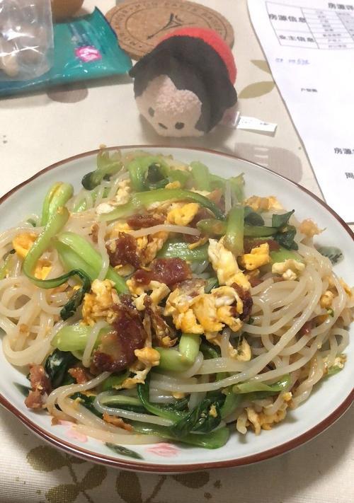 青瓜脆皮肠伴桂林米粉怎么做？步骤和技巧有哪些？