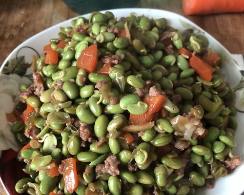 青豆肉末怎么做？有哪些步骤和技巧？