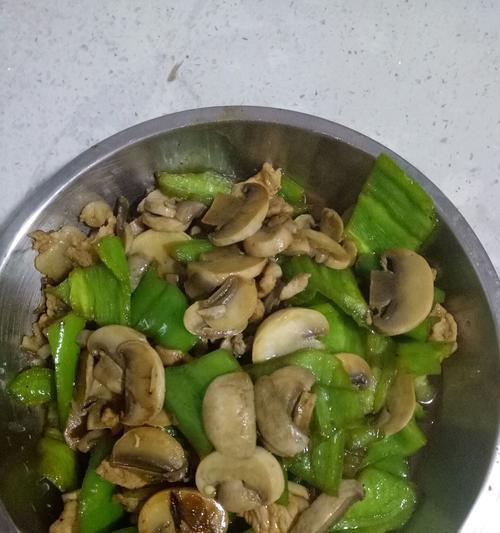 炒口蘑怎么做才好吃？有哪些步骤和技巧？