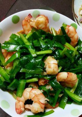 炒韭菜结怎么做？步骤和技巧有哪些？