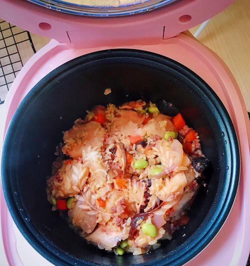 炒姜黄糙米饭的做法是什么？有哪些健康益处？