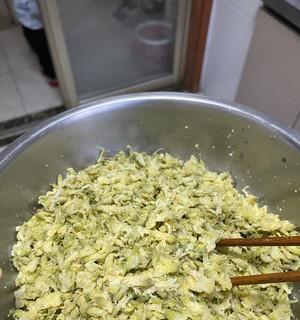 炒槐花怎么做才好吃？步骤和技巧是什么？