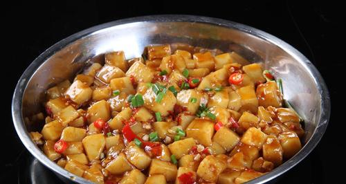潮洲酸菜烩米豆腐怎么做？步骤和技巧有哪些？