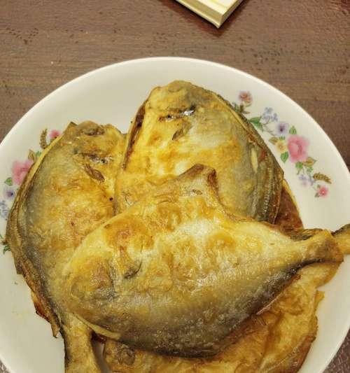 潮汕咸菜蒸鲳鱼怎么做？步骤和技巧有哪些？