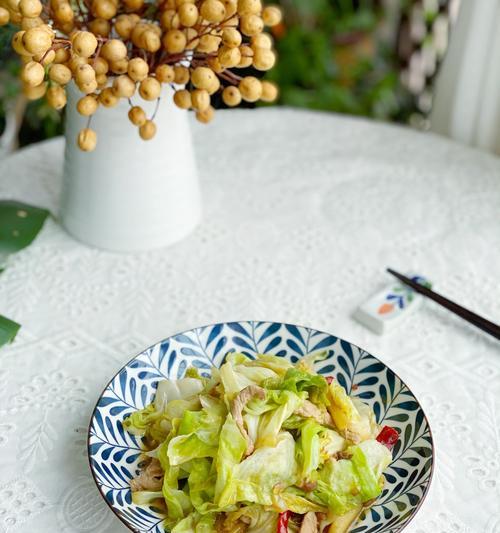 超下饭的包菜炒肉怎么做？有哪些步骤和技巧？