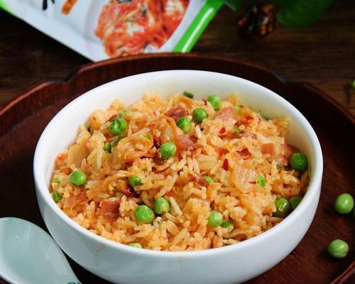 超泡菜炊饭怎么做？步骤和技巧有哪些？