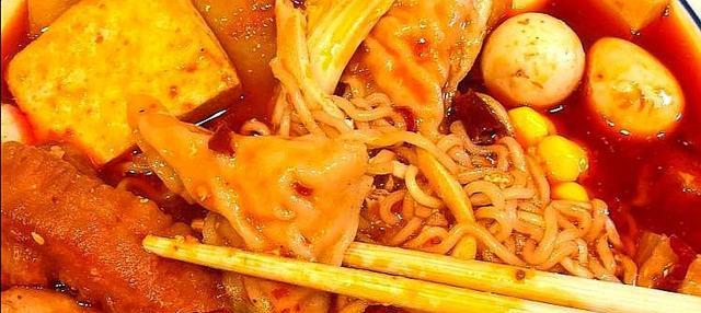 超麻辣烫怎么做？在家也能做出地道口味吗？