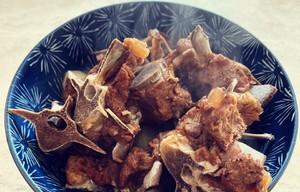 超简单羊蝎子的做法？如何在家轻松制作美味羊蝎子？