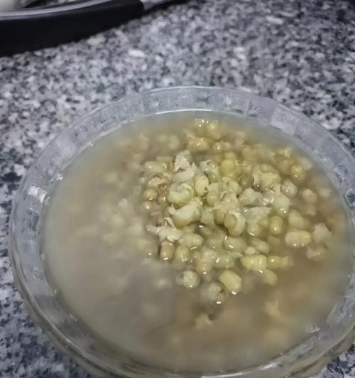 超级王炸水果茶怎么做？步骤和材料有哪些？