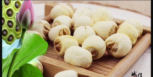 白莲花生汤怎么做？有哪些步骤和技巧？