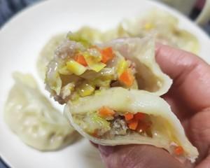 白菜猪肉蒸饺怎么做？步骤和技巧有哪些？