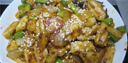 如何制作白菜猪肉猫耳朵？步骤和技巧是什么？