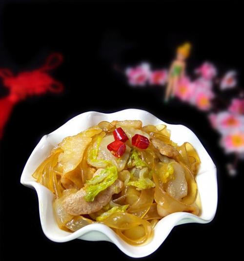 白菜猪肉炖粉条怎么做？步骤和技巧有哪些？