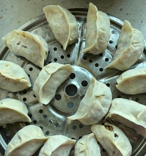 白菜肉蒸饺怎么做？详细步骤和技巧是什么？