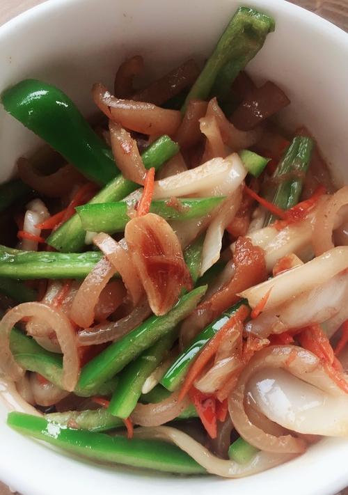 白菜肉皮汤怎么做？有哪些步骤和技巧？