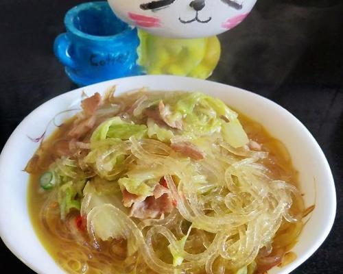 白菜配粉条怎么做？步骤和技巧是什么？
