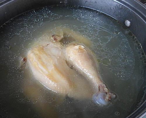 白菜鸡汤怎么做才鲜美？有哪些小技巧？