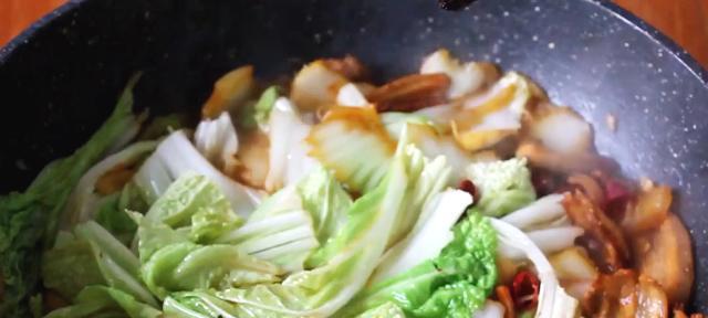 白菜粉条烩腊鸭怎么做？步骤和技巧是什么？