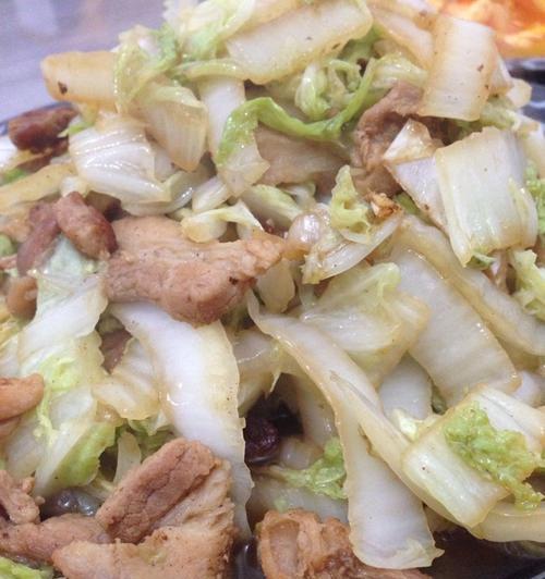 白菜炖肉的做法是什么？如何炖出鲜美的白菜炖肉？