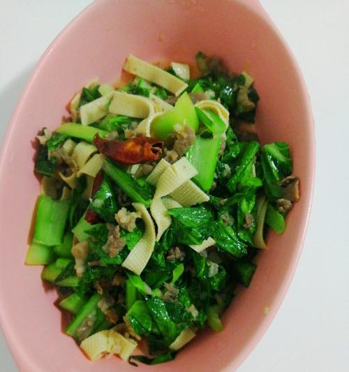 白菜炒肉末怎么做？步骤和技巧有哪些？