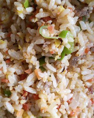 白菜包饭怎么做？有哪些简单步骤和技巧？